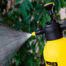 Pulverizador Borrifador Manual Press�o 2 Litros Amarelo FBG Tools