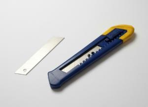 Kit 1 Estilete Largo Profissional Irwin + 10 L�minas 18mm