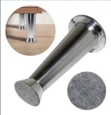 P� em alum�nio para arm�rios, m�veis de 8cm ou (80mm) e com sapata regul�vel