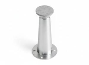 P� em alum�nio para arm�rios, m�veis de 8cm ou (80mm) e com sapata regul�vel