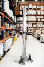 CARRINHO TRANSPORTADOR COM ELEVACAO UP CARGO