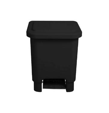 LIXEIRA RETANGULAR PRETA COM PEDAL 15L - BOLIVAR