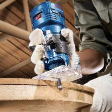 Tupia Profissional Bosch 550W 220V GKF550