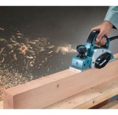 Plaina El�trica 82Mm Makita 620W KP0800 220V