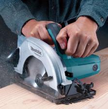 SERRA CIRCULAR 1050W MAKITA 190MM M5802B
