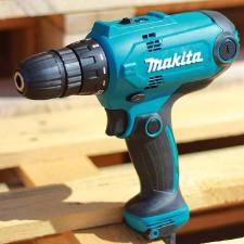 Parafusadeira e Furadeira com Impacto 320W Hp0300 Makita