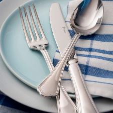 Faqueiro em prata com estojo Saint James Florence 130 pe�as: Design cl�ssico e nobreza � mesa