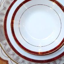 Baixela em porcelana Noritake Marble Red 18 pe�as