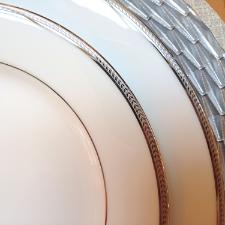 Aparelho de Jantar Noritake Toorak Platinum 18 Pe�as: Eleg�ncia em Porcelana com Filete em Platina