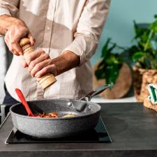 Frigideira com Revestimento Antiaderente Ballarini Salina Granitium 28cm: Indu��o e Alta Resist�ncia