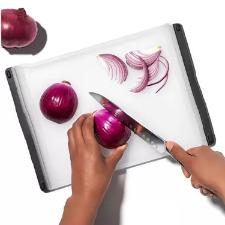 Tabua para cozinha em pl�stico Oxo Good Grips 26x37cm