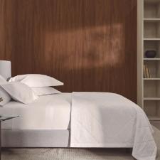 Colcha Trussardi San Marco 400 fios King 2,90mx2,50m 100% Algod�o Branco e Branco