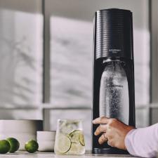 M�quina para gaseificar �gua Sodastream Terra preta