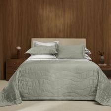 Colcha Trussardi Novara 300 fios em algod�o Eg�pcio 2,40mx2,80m Casal Pistacchio