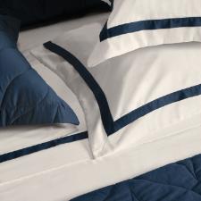 Jogo de len�ol Trussardi Vercelli 300 fios em algod�o Queen Branco e Marmo