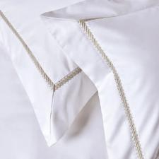 Fronha em algod�o Trussardi Frezzano Cetim 1000 Fios 50x90cm branco e legno