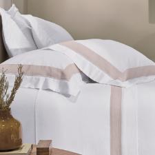 Jogo de Cama Queen Trussardi Rivus em Linho e Algod�o Branco e Natural: Tradi��o e Luxo para o seu Quarto