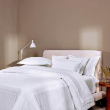 Colcha com porta-travesseiro Trussardi Vincenzo em algod�o 260X280cm queen branco