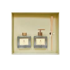 Jogo de �leo em vidro Trussardi Calabria difusor e sabonete 200ml 2 pe�as