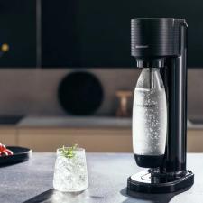 M�quina para gaseificar �gua em pl�stico Sodastream Gaia preta com cilindro e garrafa de 1 litro
