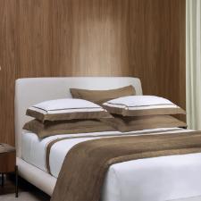 Jogo de cama em algod�o Trussardi Pazzi cetim 200 fios casal 220x260cm marrone