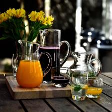 Jarra em vidro Maxwell & Williams Diamante 1 litro: Eleg�ncia e brilho para a sua mesa