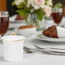 A�ucareiro Oxford Sofia 200ml em porcelana com friso de ouro: Delicadeza e eleg�ncia