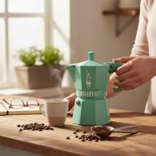 Cafeteira Italiana Bialetti Moka Express 3 X�caras: Edi��o Exclusive Verde com Design Retr�