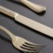 Faqueiro em a�o inox Saint James Versalles Champagne Gold 101 Pe�as: Luxo e sofistica��o para sua mesa