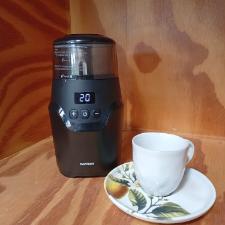 Moedor de Caf� Autom�tico Davvero 220v Preto: Pot�ncia Silenciosa e Precis�o