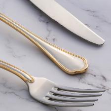 Faqueiro A�o Inox Saint James Florence Gold 130 Pe�as com Banho de Ouro para Criar Experi�ncias de Luxo e Requinte � Mesa