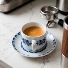 X�cara para Caf� com Pires em Porcelana Vista Alegre Azure Lux 90ml: O Charme da Tradi��o Portuguesa em cada Dose