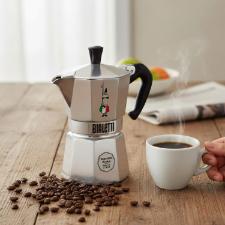Cafeteira Moka Express Bialetti com Omino Colorido 6 X�caras: Tradi��o e Design Italiano