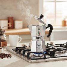 Cafeteira Moka Express Bialetti com Omino Colorido 6 X�caras: Tradi��o e Design Italiano
