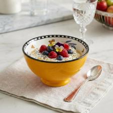 Bowl com P� em Porcelana Egan Italy Cocorico Amarelo 11,5cm: Vitalidade e Charme no Servi�o Individual